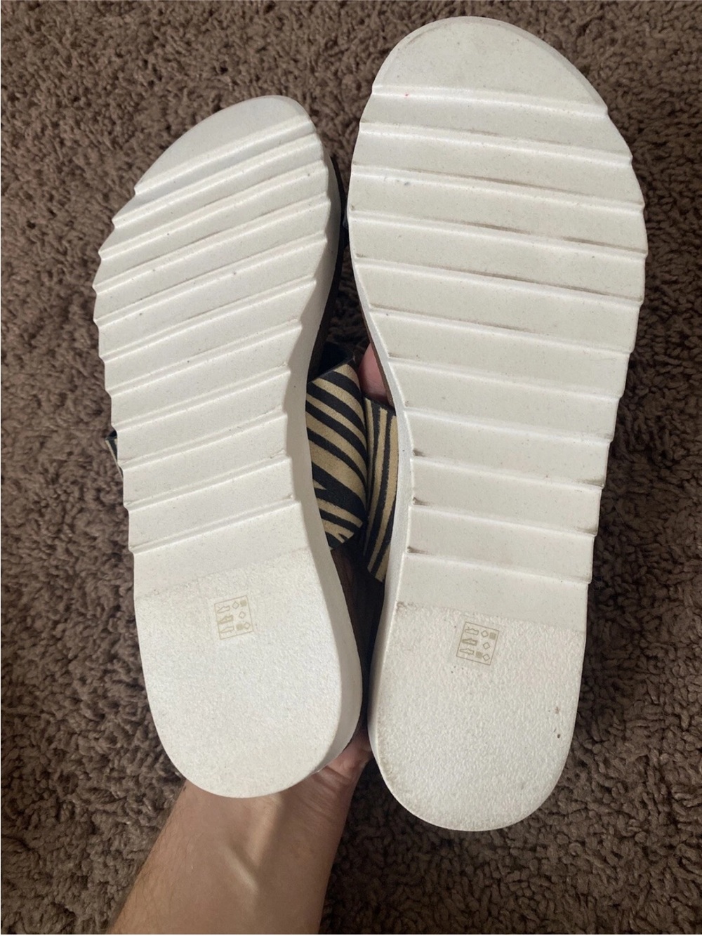 Dirty Laundry Coastline Natural Sandals ZEBRA BLACK BEIGE Size 8 NEW - Picture 5 of 6